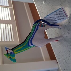 Decorative giraffe made of recycled flip flops in Africa